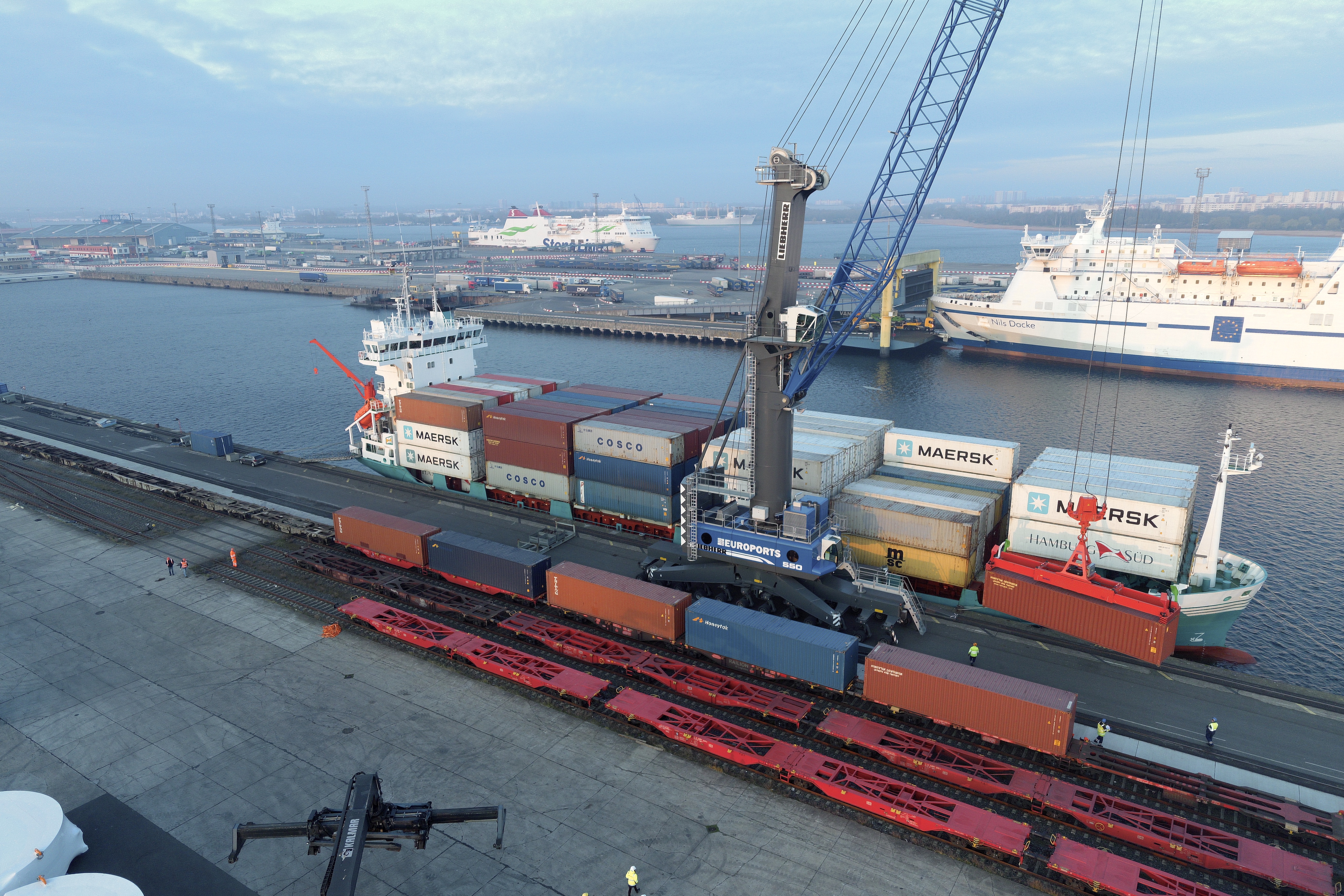 Seidenstraße - neue Chance für alte Handelsroute