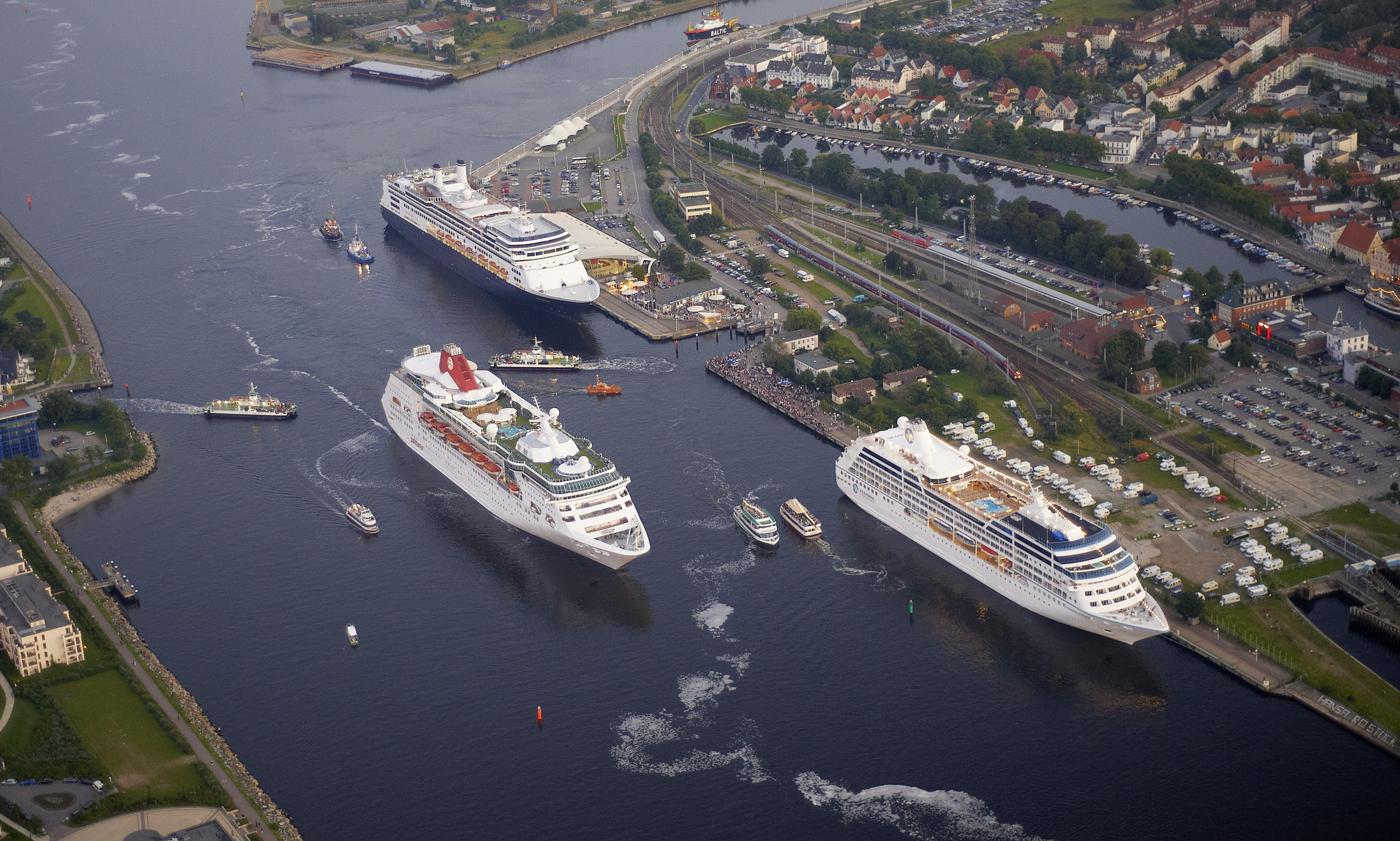 Rostock Port: Ship Traffic
