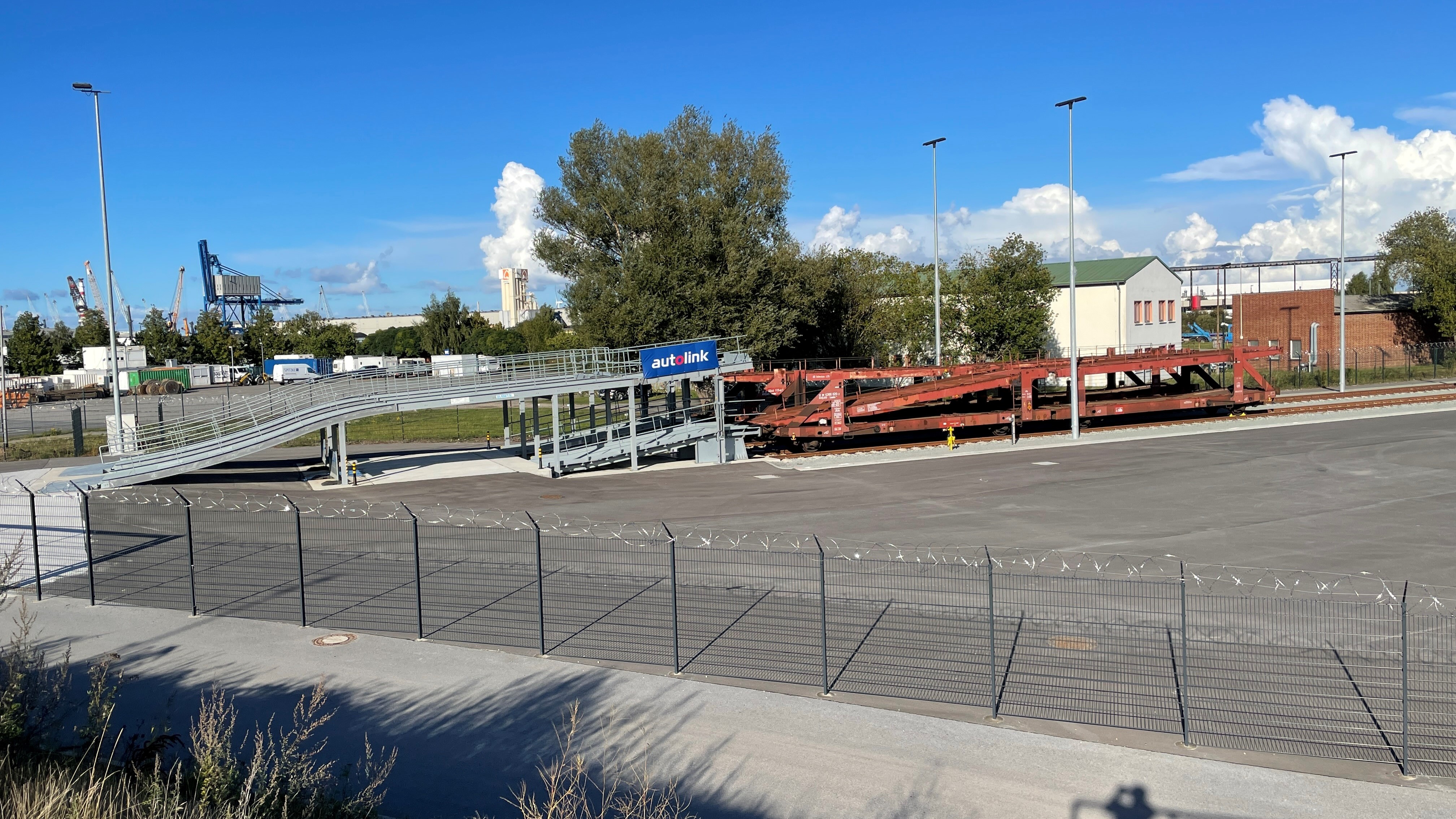 Eröffnung des ersten Autolink Terminals in Deutschland