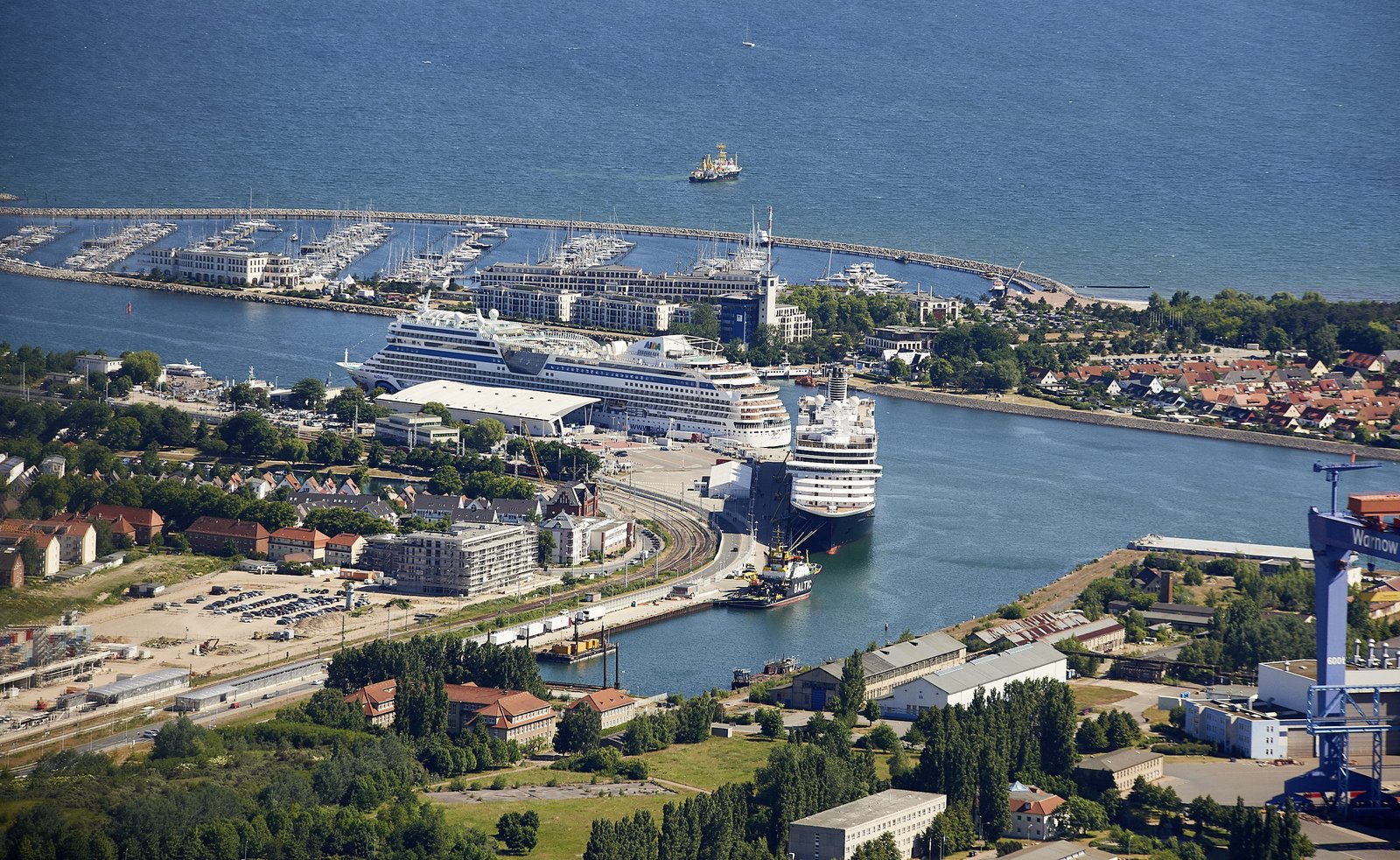 Hafen Zwischen Lübeck Und Rostock