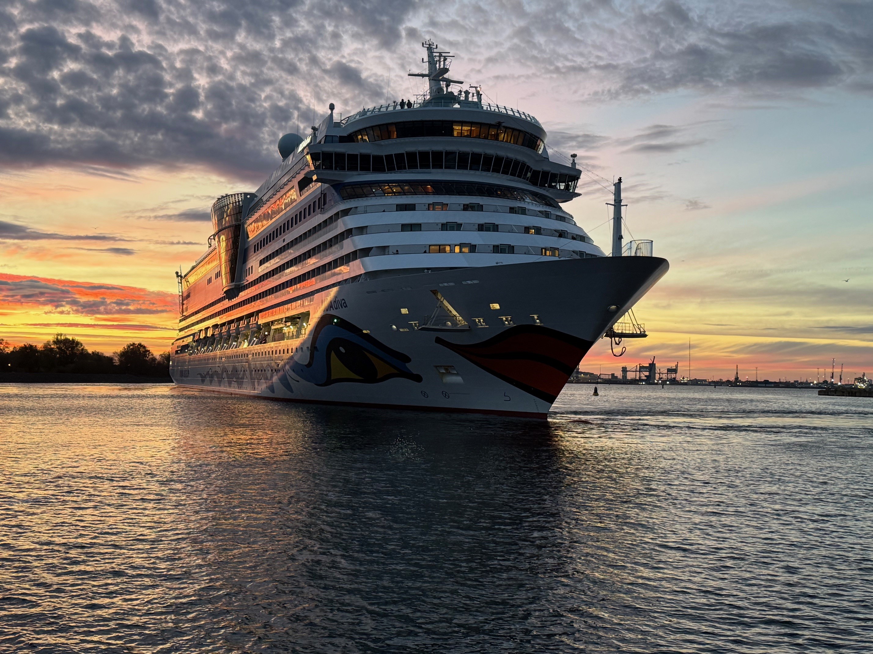 Größte Kreuzfahrt-Party in MV: Rostock feiert